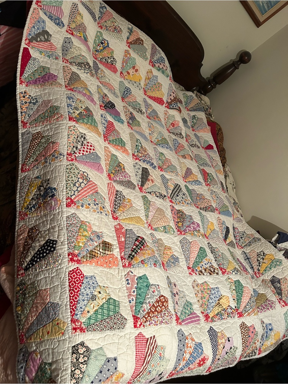 handmade antique Grandmother's Fan pattern cotton quilt 63”x76”